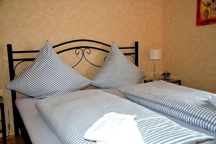 Gaestehaus Waldecker Boos Bagian luar foto